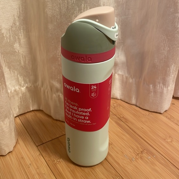 owala Dining Owala Freesip 24 Oz Water Bottle Light Green Alpine Sport Poshmark